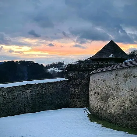 Belvedere Apartment *